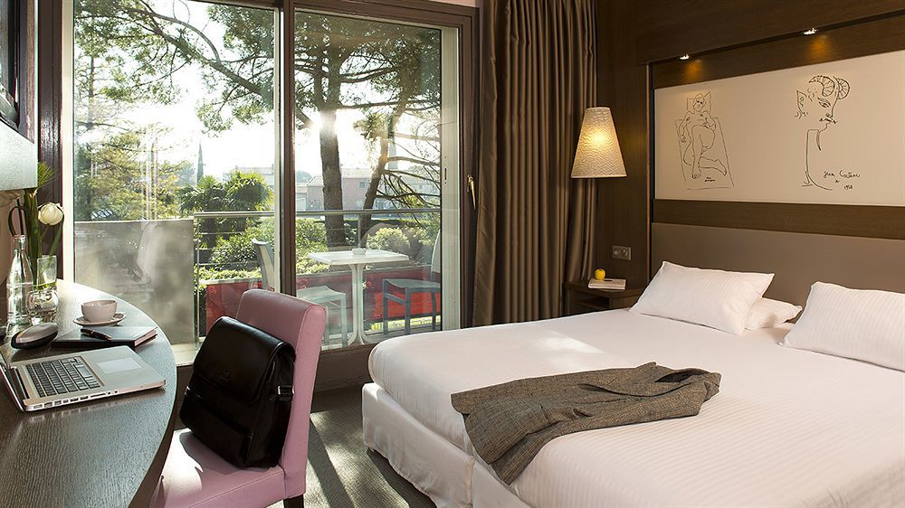 Le Safari Hotel Restaurant Carpentras Kültér fotó