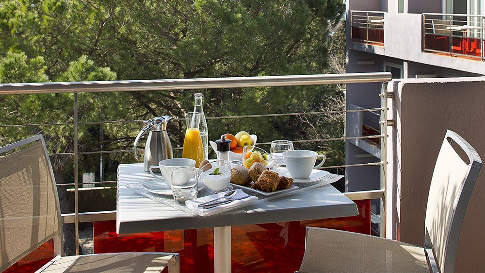 Le Safari Hotel Restaurant Carpentras Kültér fotó