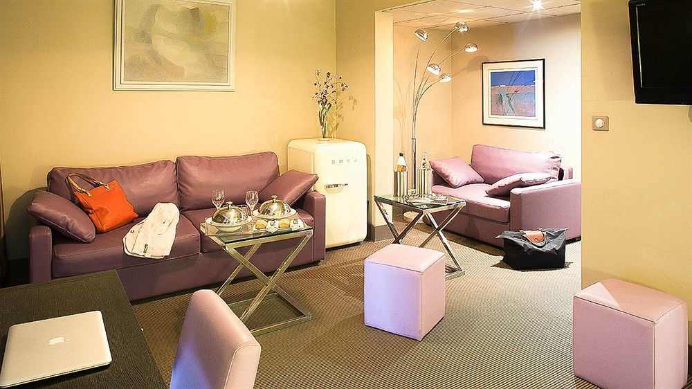 Le Safari Hotel Restaurant Carpentras Kültér fotó
