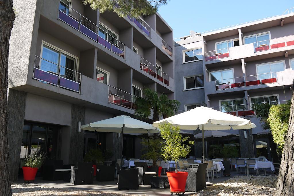Le Safari Hotel Restaurant Carpentras Kültér fotó
