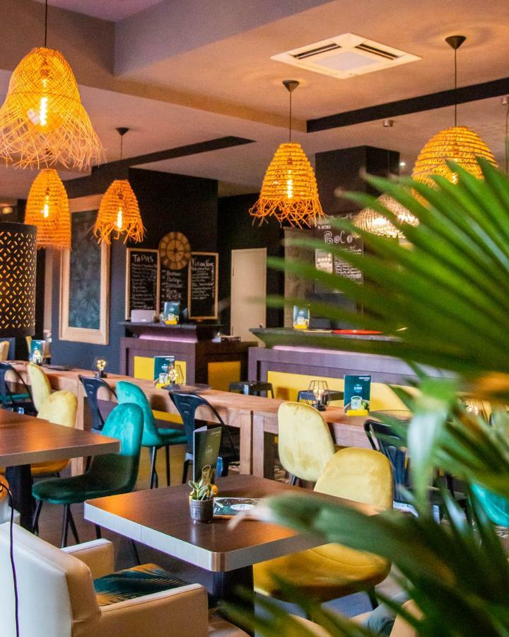 Le Safari Hotel Restaurant Carpentras Kültér fotó